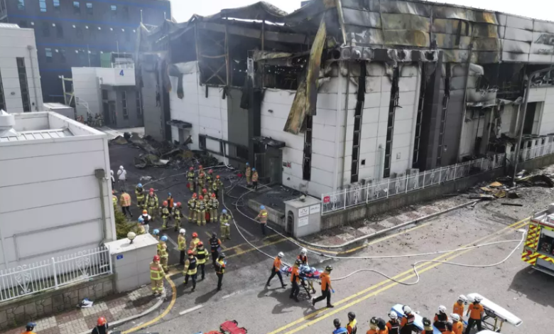 Tragedi Kebakaran di Pabrik Baterai Lithium Korea Selatan, 20 Korban Tewas. Sumber BeritaSatu.