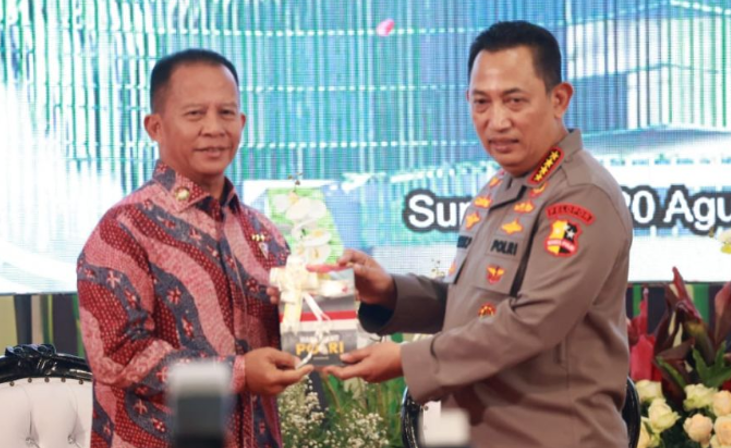 Perjuangan 14 Tahun Komjen. Pol. (Purn.) Drs. Arif Wachyunadi Wujudkan Hari Juang Polri