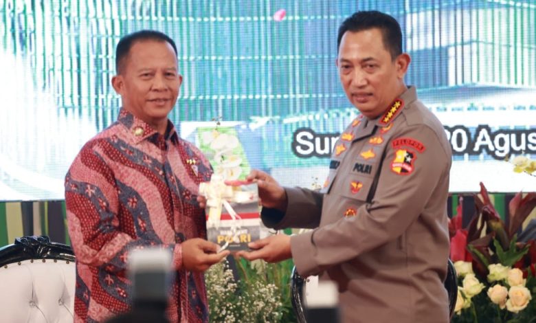 Komjen. Pol. (Purn.) Drs. Arif Wachyunadi 1