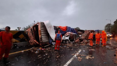 Truk Rem Blong Sebabkan Tabrakan Beruntun di Tol Cipularang