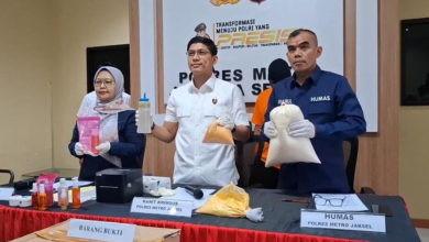 Polres Metro Jakarta Selatan Bongkar Praktik Penjualan Kosmetik Ilegal