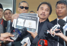 Roy Suryo Duga Ijazah Presiden Jokowi Palsu, Serahkan Bukti Digital ke Bareskrim