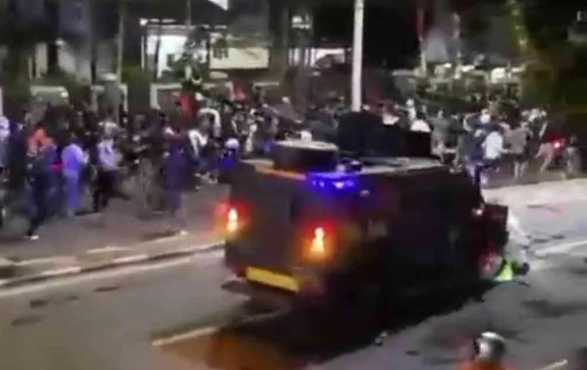 Tujuh Anggota Brimob Diamankan Usai Insiden Rantis, Gelombang Demo Buruh Makin Memanas