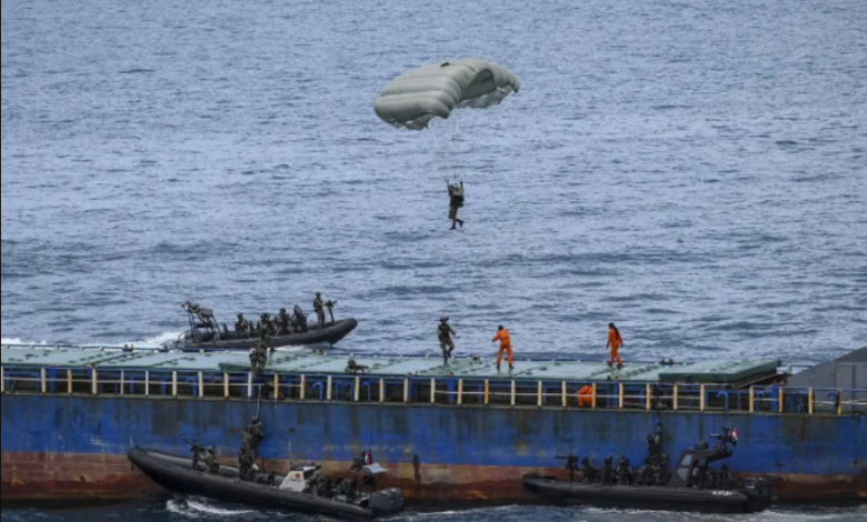 Prajurit Marinir Gugur Saat Latihan Terjun Payung Jelang HUT ke-80 TNI